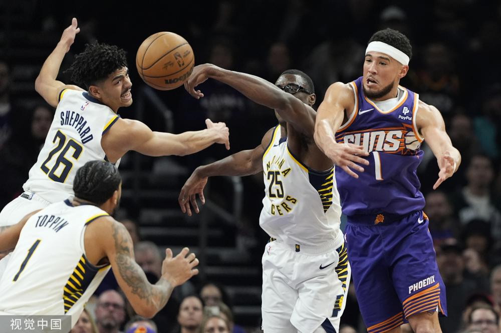 充满悬念与 充满悬念与